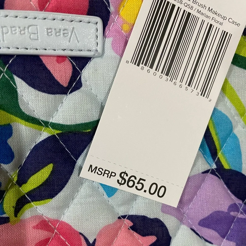 New in Bag Vera Bradley Makeup Bag with Zip Closure